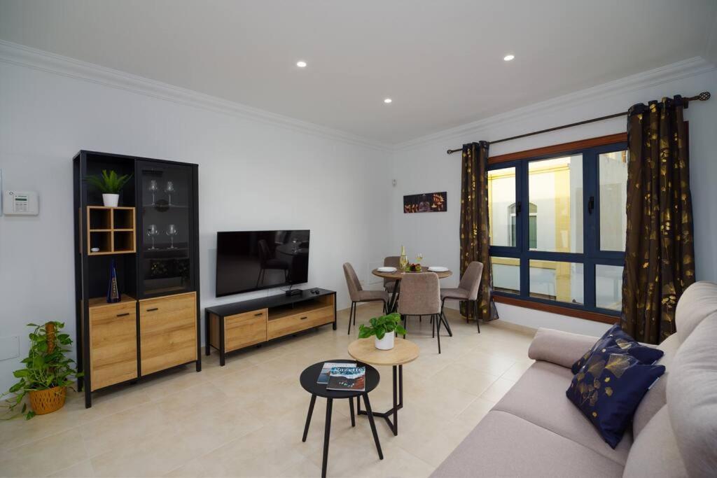 Moderno Y Elegante Apartamento Centrico Con Balcon Playa Blanca  Exterior photo